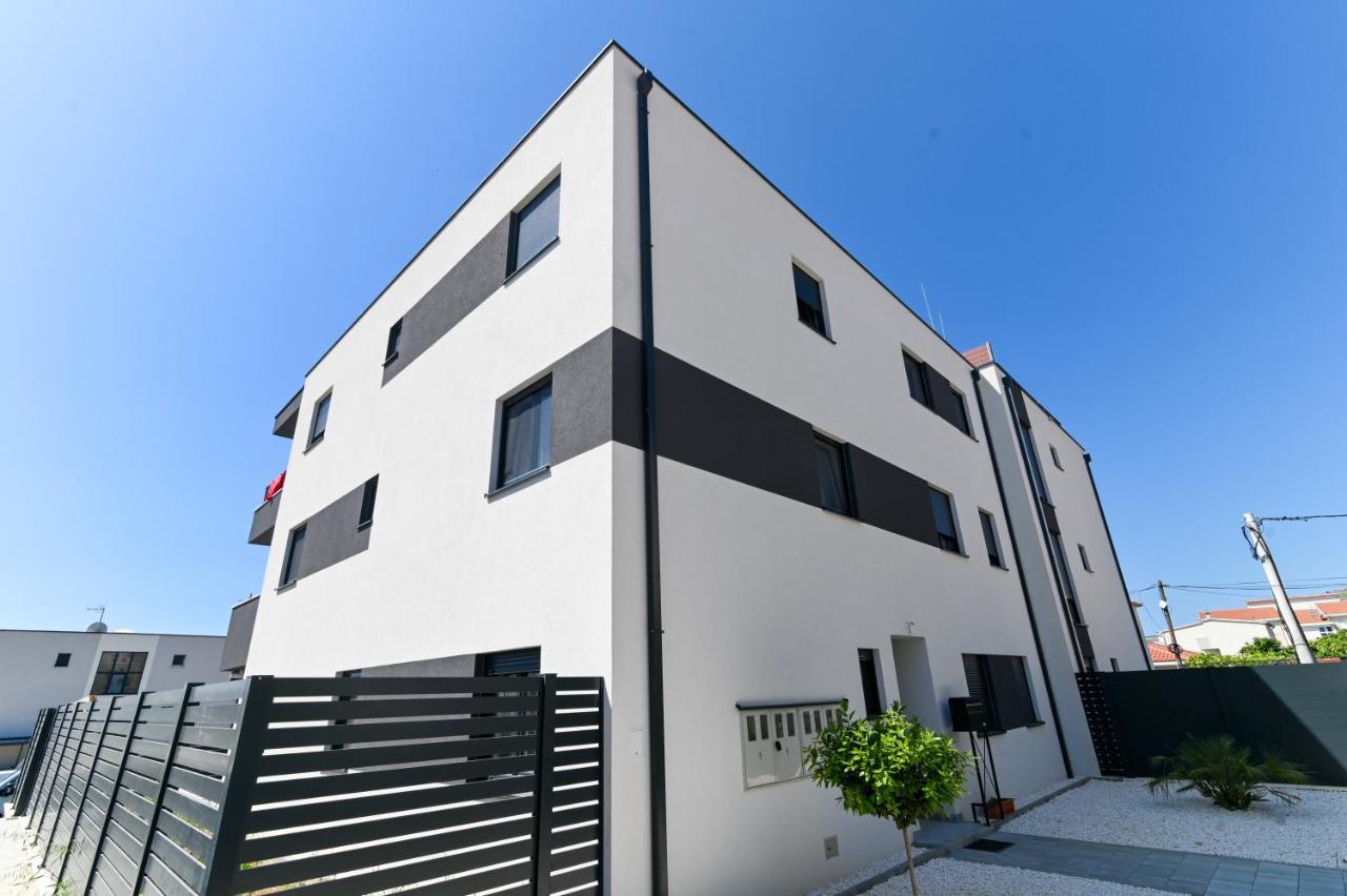 Apartment Laura, Free Parking, Balcony, 4 Ppl Trogir Exterior foto